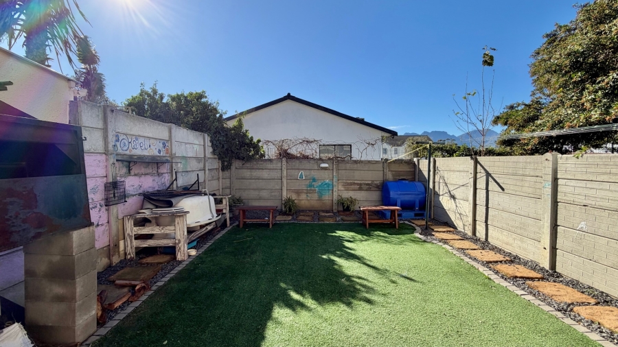 3 Bedroom Property for Sale in Audas Estate Western Cape
